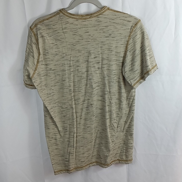 Men's size small short sleeve top - Picture 2 of 2